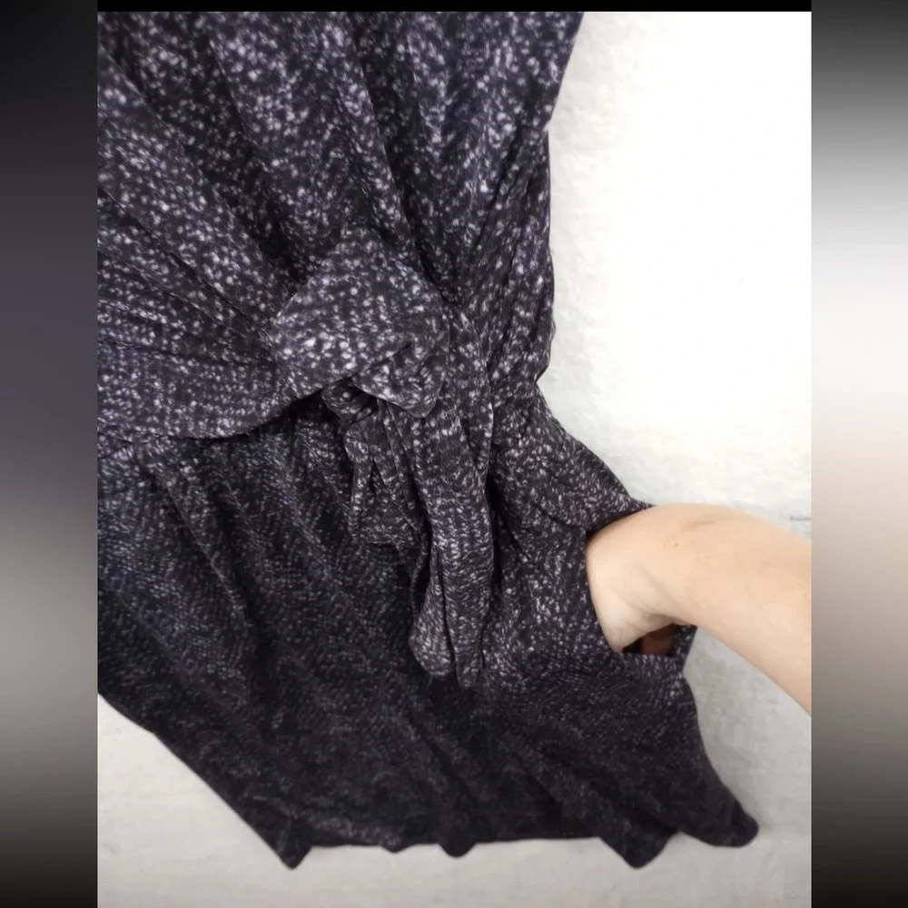 MICHAEL KORS Faux Wrap, Patterned Dress with POCKETS Size P- XS - Picture 9 of 14